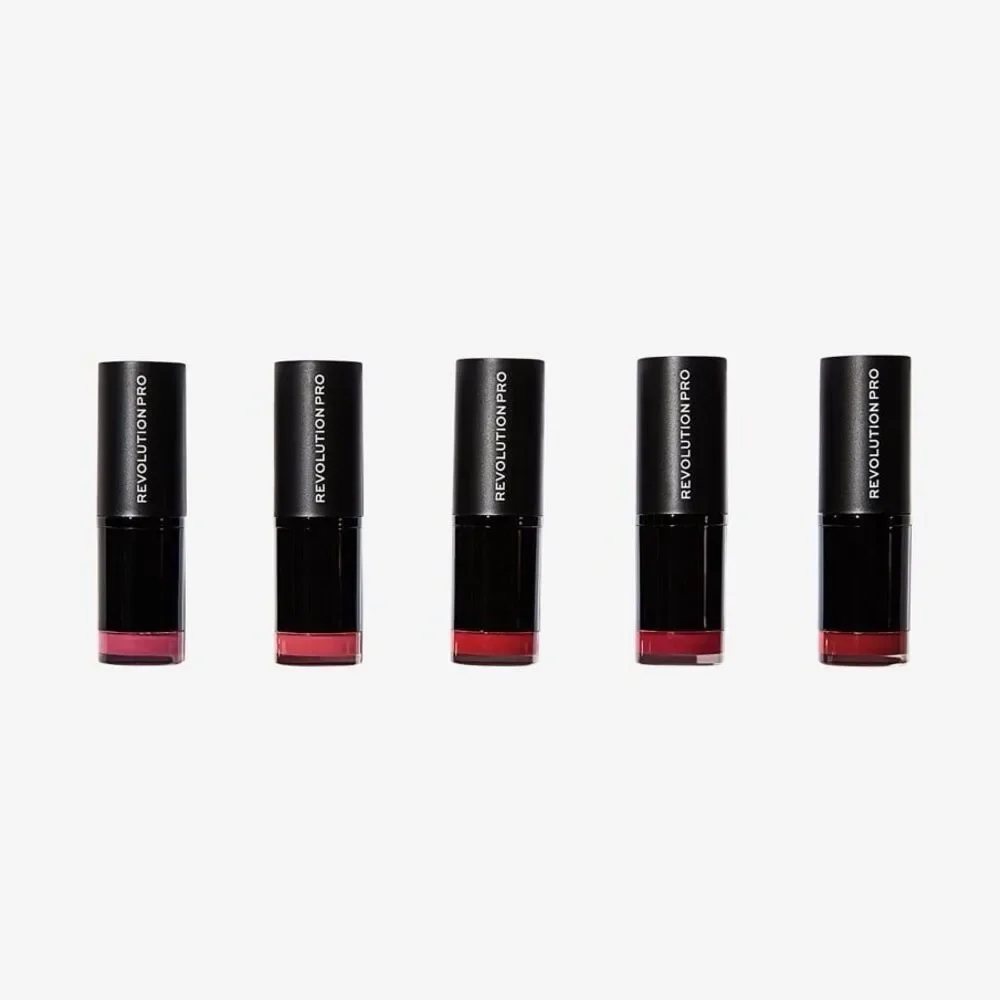 Makeup Revolution lady red